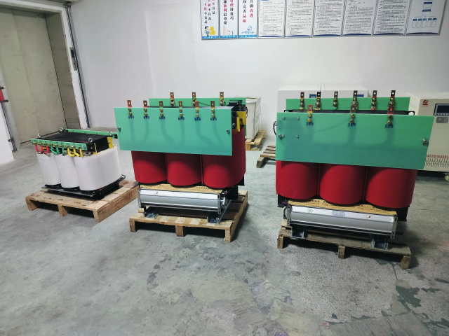 辽宁KS11-1000KVA矿用变压器